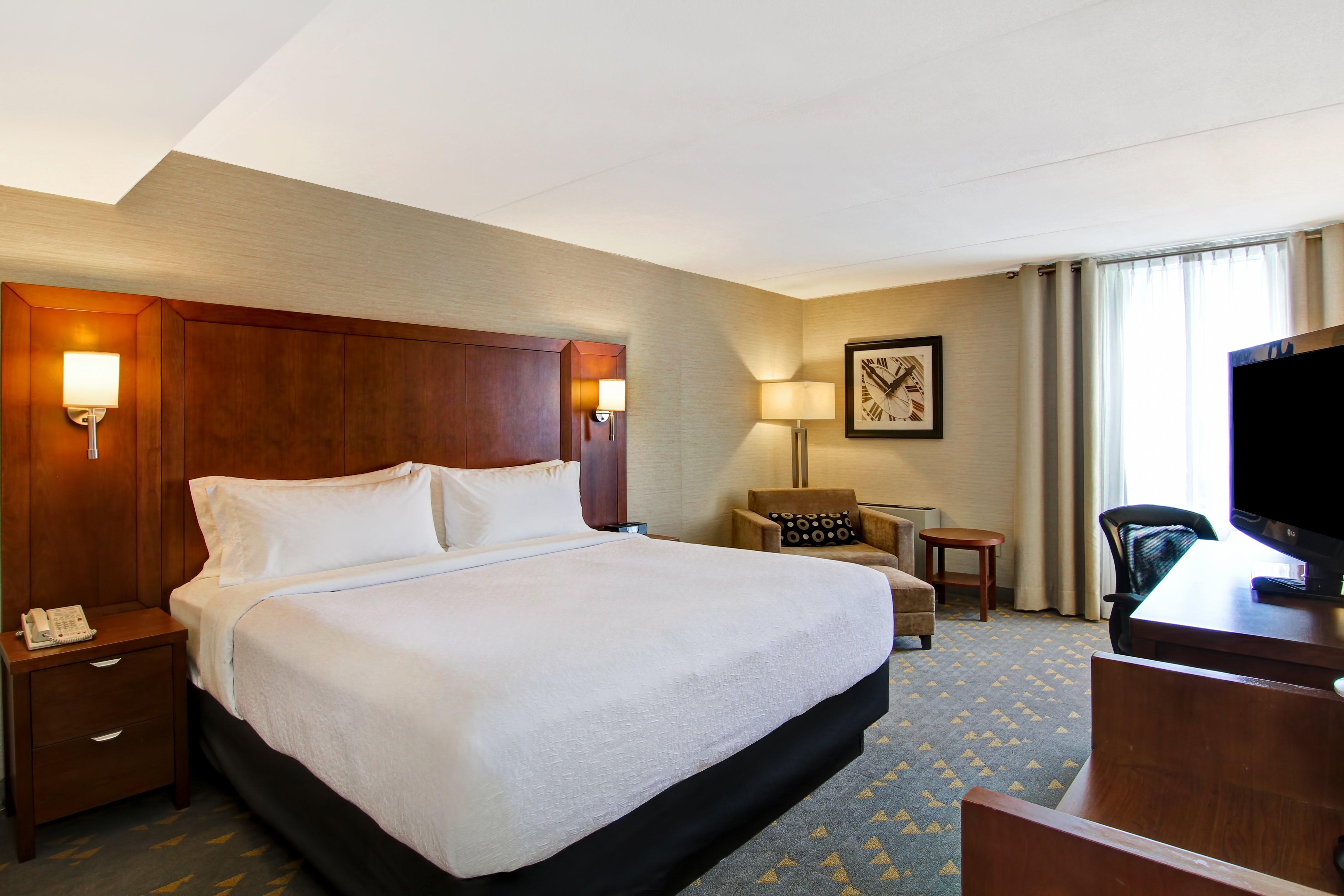 Holiday Inn Oakville Centre By Ihg Экстерьер фото