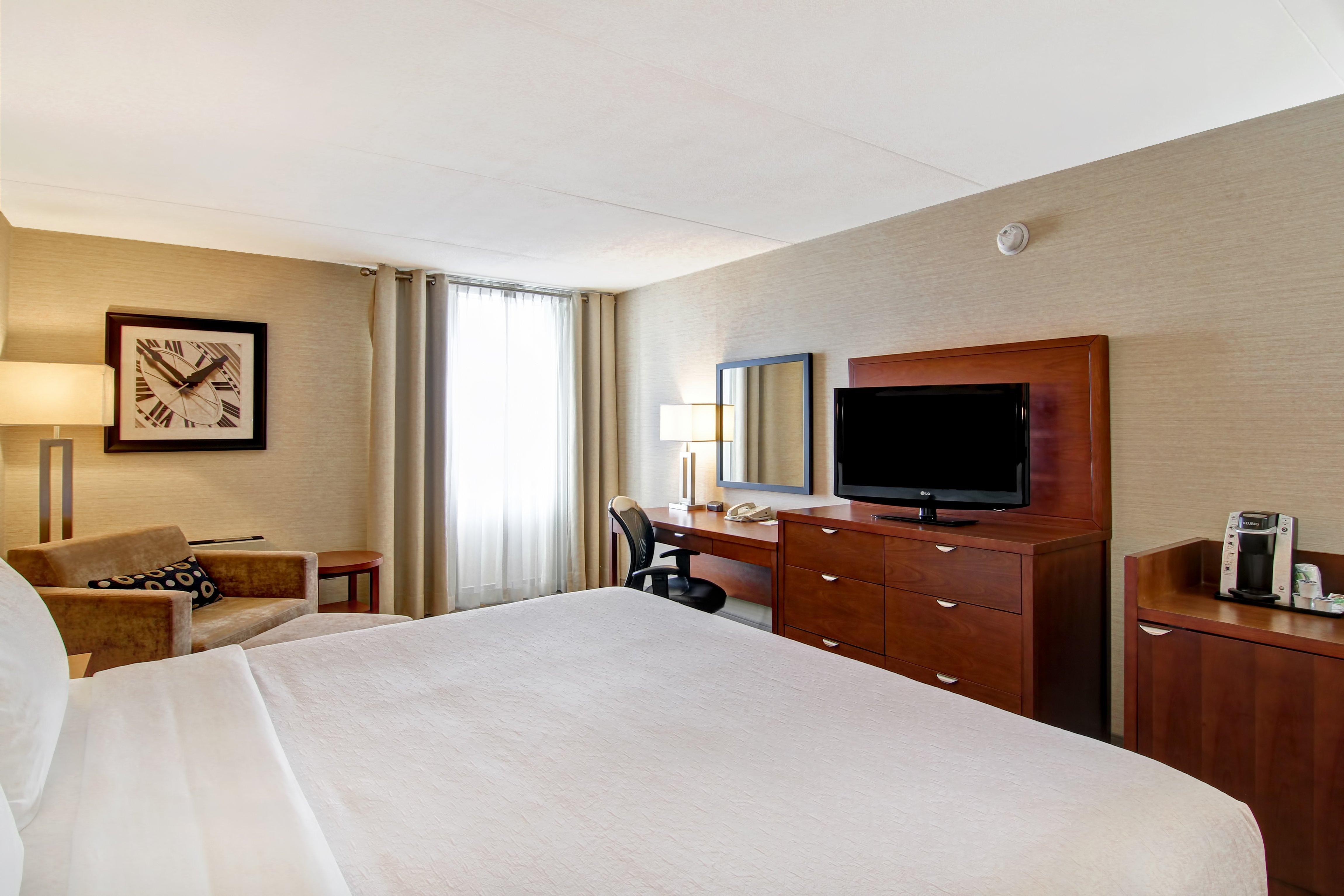 Holiday Inn Oakville Centre By Ihg Экстерьер фото