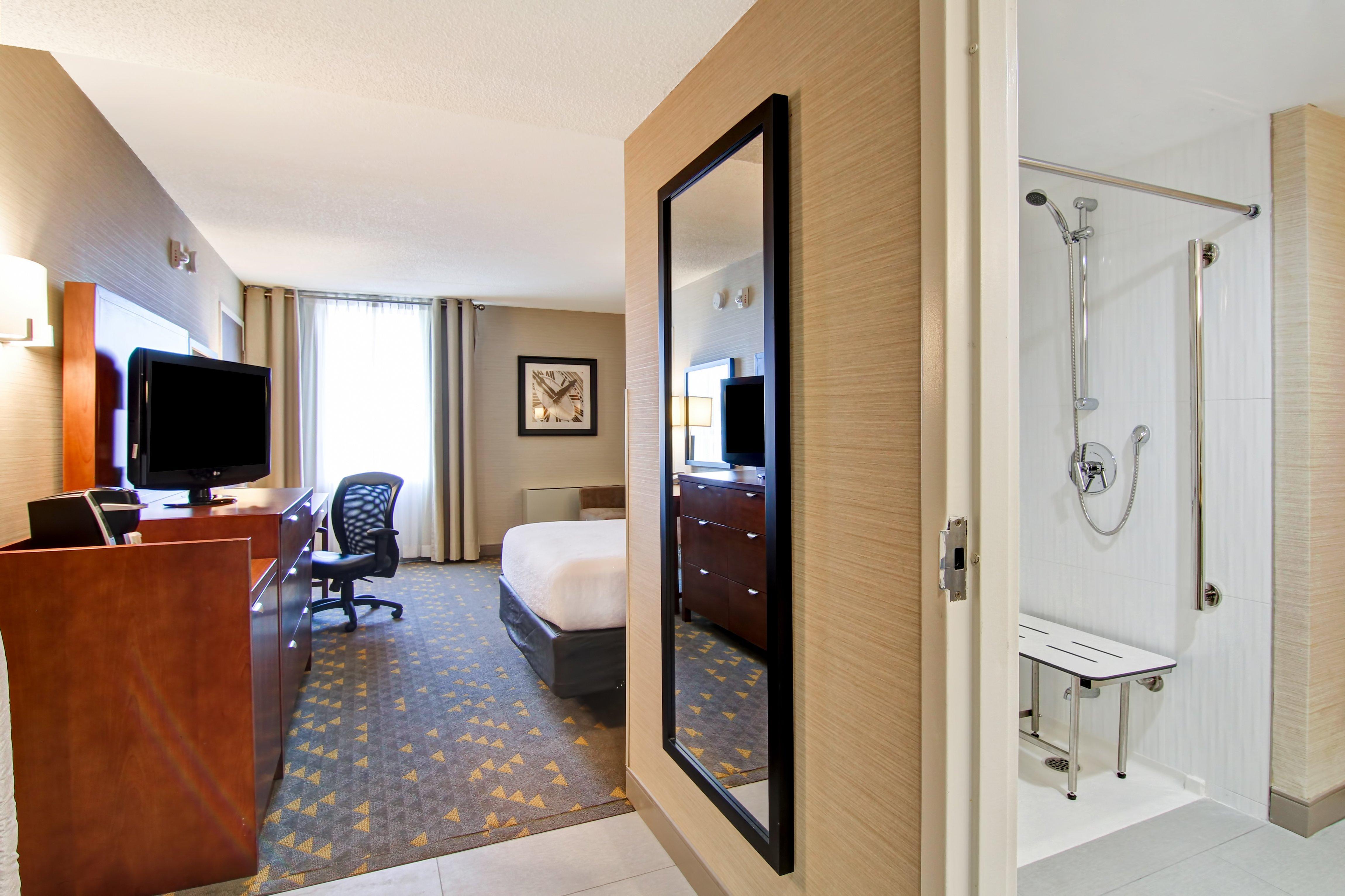 Holiday Inn Oakville Centre By Ihg Экстерьер фото